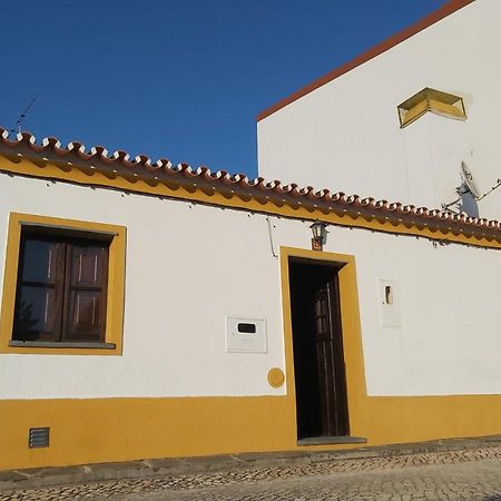 Villa Casa Da Avo Velhinha Telheiro Esterno foto
