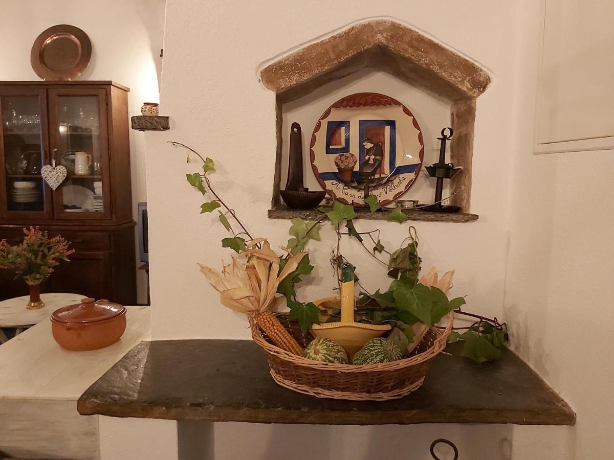Villa Casa Da Avo Velhinha Telheiro Esterno foto